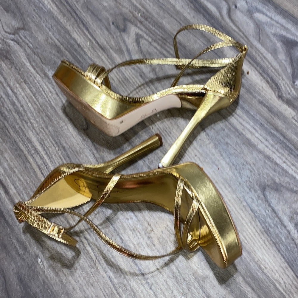 Jessica Simpson Gold Platform Heels - Picture 5 of 8